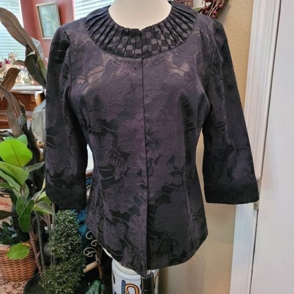 Chico's Formal Wear Victorian Jacket Black Tapestry Sophisticated Size 1 - Picture 1 of 6